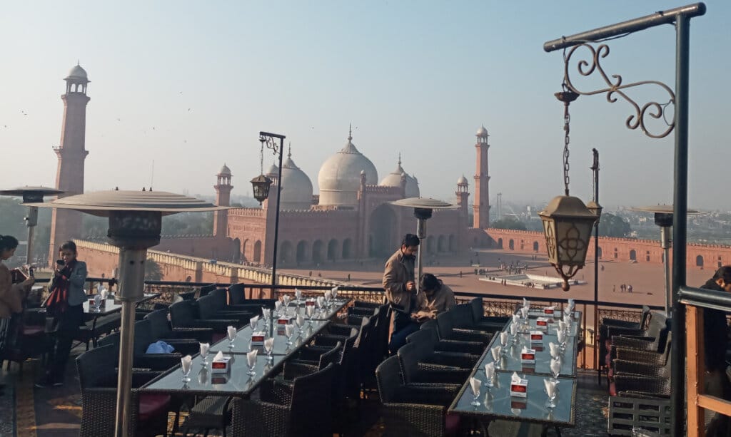 Lahore itinerary Day 1 - View of Badshahi mosque from haveli restaurant