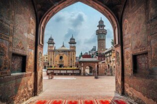 15 Best Places to visit in Lahore