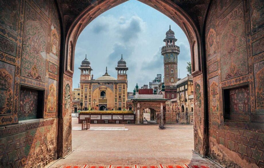 15 Best Places to visit in Lahore