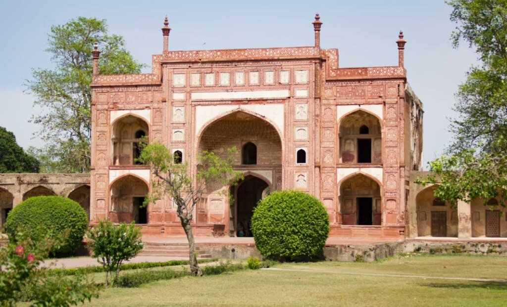 Jahnagir's Tomb