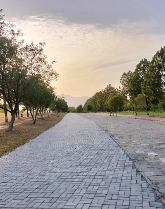 Fatim6ah Jinnah Park - F9 Park