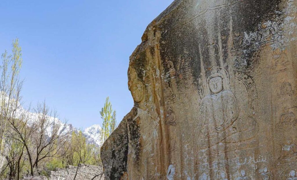 Visit the Manthal Buddha Rock