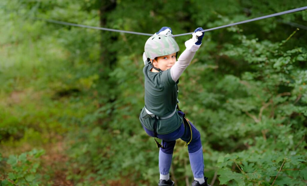 Fun Things do in lahore - Zip line ride at Gulshan-e-Iqbal Park