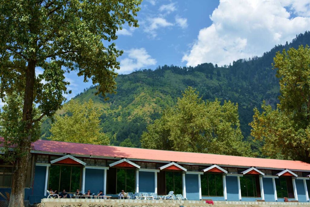 best hotels in Neelum Valley