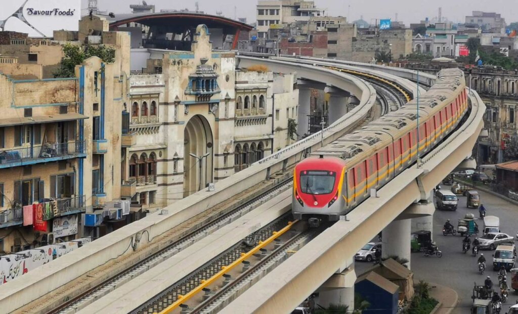 driverless-orange-line-train